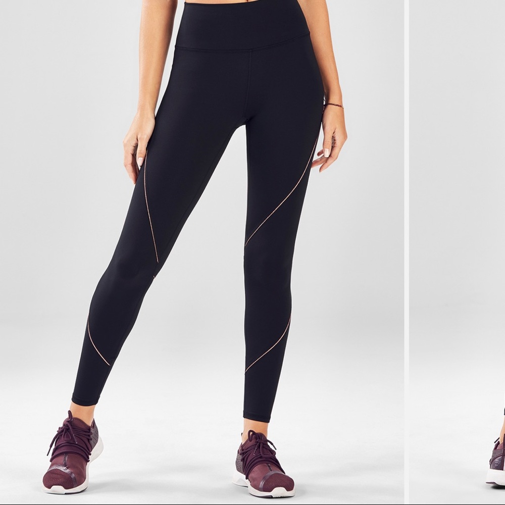 High-Waisted Statement Powerhold Legging